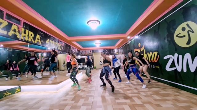 BUBBLE By DJ Lizzy ft David jay - ZUMBA FITNESS - DANCE WORKOUT