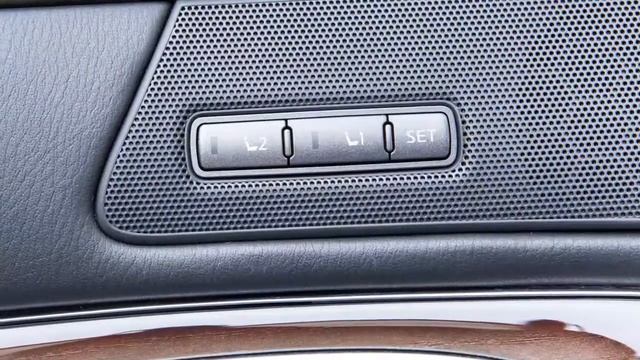 2017 INFINITI Q70 HEV - Tilt and Telescopic Steering Column смотреть онлайн