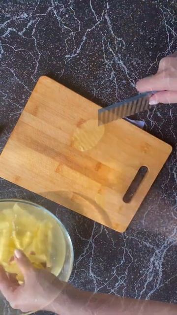 Фри в домашних условиях . ОЧччень вкусный как в ресторанах .