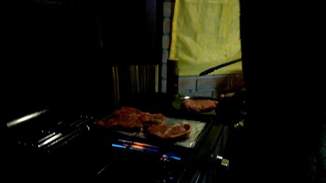 7 Первый вечер в Сиднее Барбекю на балконе смотреть онлайн