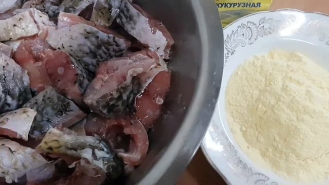 Жареная рыба. Сазан. Как правильно жарить рыбу. #Shorts