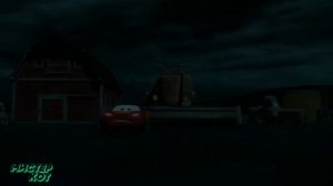 Страшные Зомби-трактора захватили Радиатор Спрингс/- "Тачки" отрывок из фильма/15