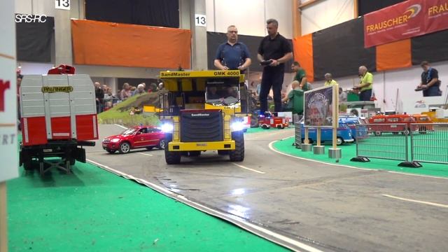 BEST OF RC TRUCKS IN ACTION// HEAVY HAULAGE RC TRUCKS// EXTREME LONG RC VEHICLE// DIFFICULT RC TRAC