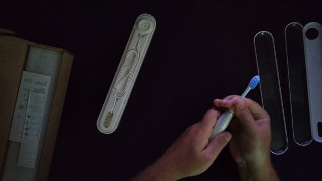 Звуковая зубная щетка Oclean SE Unpacking - распаковка смотреть онлайн