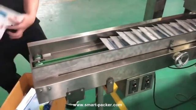 Предварительная сумка с крышкой Стенд Сумка Соус Жидкость Наполнитель горизонтальной уплотнительной смотреть онлайн