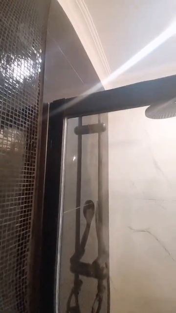 ДВЕРЬ В ДУШЕВУЮ НИШУ KÜBELE DE019D3, ПРОФИЛЬ ХРОМ ЧЁРНЫЙ, СТЕКЛО БЕСЦВЕТНОЕ смотреть онлайн