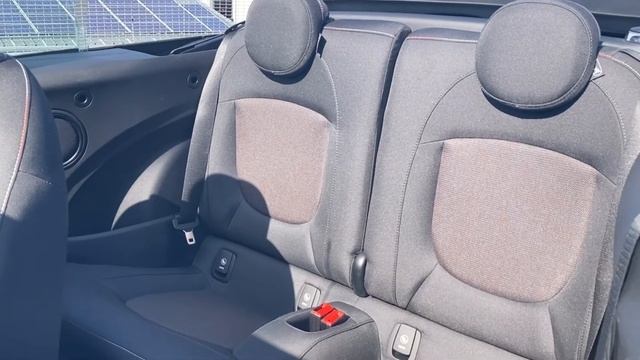 2018 (18) MINI CONVERTIBLE 1.5 Cooper 2dr - PJ18JLO - Lloyd Carlisle MINI смотреть онлайн