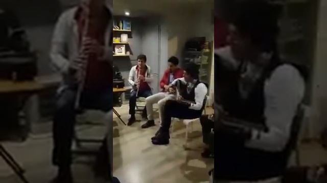 BİR KIZIL GONCAYA BENZER DUDAĞIN - KLATNETTE MAHMUT SELİM ALBAYRAK. ŞEKER CAFE - 2019 смотреть онлайн