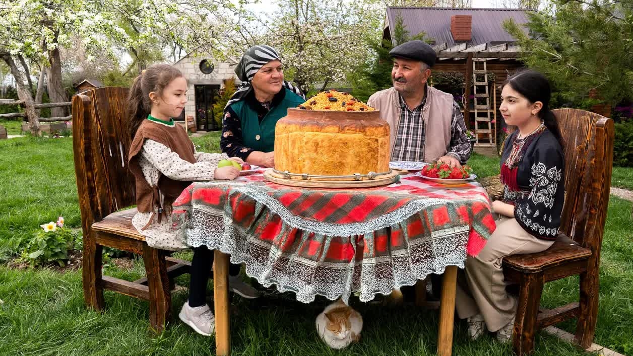 Плов с Фрикадельками на Костре по-Деревенски смотреть онлайн