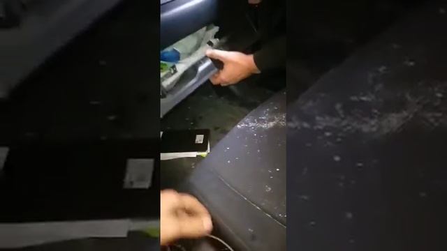 Прилетела гайка в лобовое смотреть онлайн