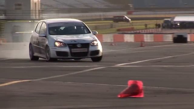 Volkswagen Racing смотреть онлайн