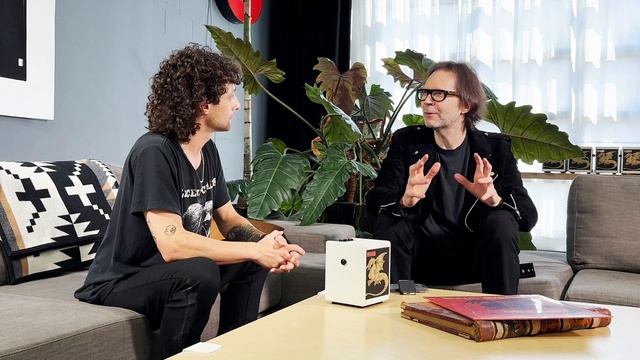 Paul Gilbert Talks Dragons, Spark MINI, and Why He's Intimidated by The Beatles смотреть онлайн