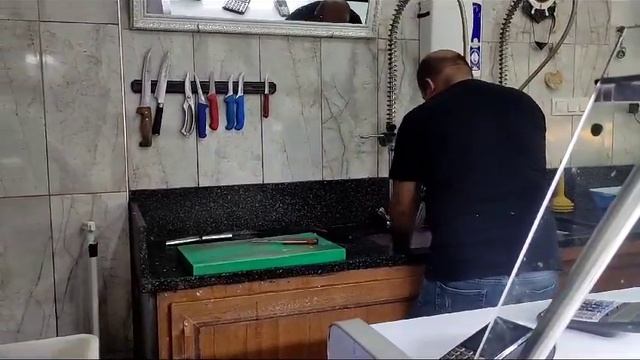 Сегодня у нас на ужин, жареная дорадо 🐟🐟🐟 пришли за свежей рыбой в рыбный магазин ✌️🌡️🇹🇷🐟