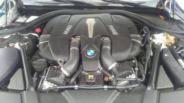 Motor sound of BMW 7 Series 750I xDrive vin: WBA7F2C53GG420446 смотреть онлайн