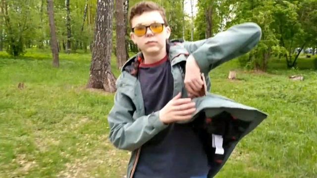 СОМБАДИ ВАНС ТОЛД МИ ЗЕ ВОРЛД ИС ГОНА РОЛ МИ