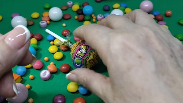 Unwrapping Lollipop ASMR Chupa Chups XXL