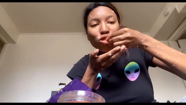 Trying spicy sweet chili Doritos with Tostitos salsa! смотреть онлайн