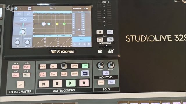 PreSonus StudioLive 32S: Prohlídka pultu a jak na update firmwaru? смотреть онлайн