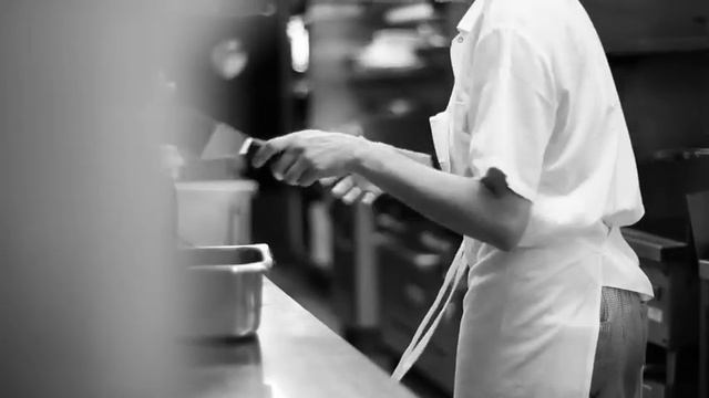 L'EXPRESS, Montreal, QC