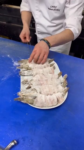 Sea Fish And Shrimp Fried || Turkey's Sea Food Chef Mehmet GEZEN || #shorts #short