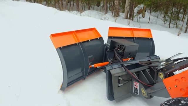 V-образный отвал для Everun