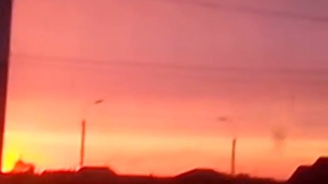 Красивый закат после дождя