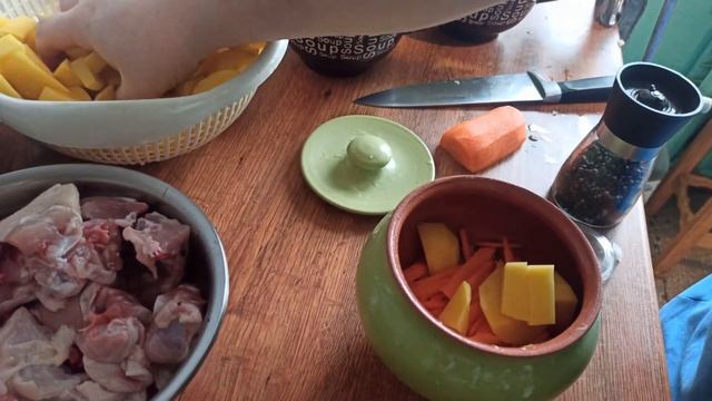 Картошка в горшочках