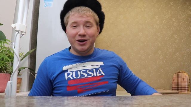 Наталья Губарева "РЕДКО СЕБЯ БАЛУЮ" СТРОЙКА И САЛАТ, Живу одна в деревне, Обзор влога смотреть онлайн