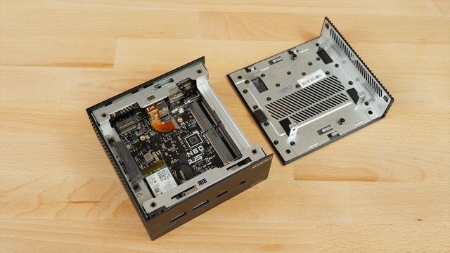 ASUS PN60 Mini PC Overview смотреть онлайн