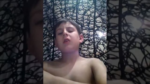 Голый и накаченный смотреть онлайн