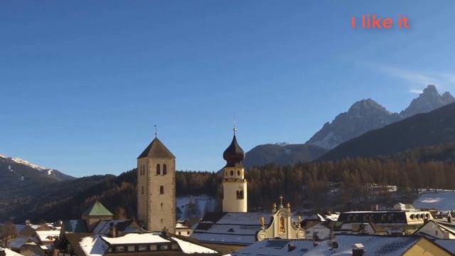 Panorama of San Candido, Bolzano, Tirol, Italia. Панорама Сан Кандидо, Тироль, Италия.