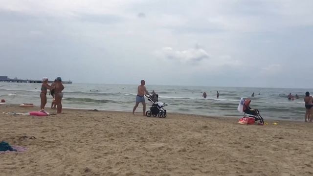 ПЛЯЖ «ЗОЛОТЫЕ ПЕСКИ» г.АНАПА 08.2021 смотреть онлайн