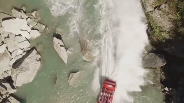 Shotover Jet - crazy boat from New Zealand! смотреть онлайн