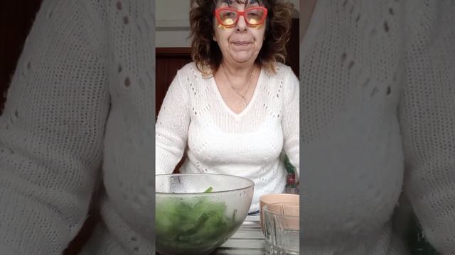 НА ОБЕД СТРЮЧКИ ФАСОЛИ СО СВЕЖИМИ ПОМИДОРАМИ смотреть онлайн