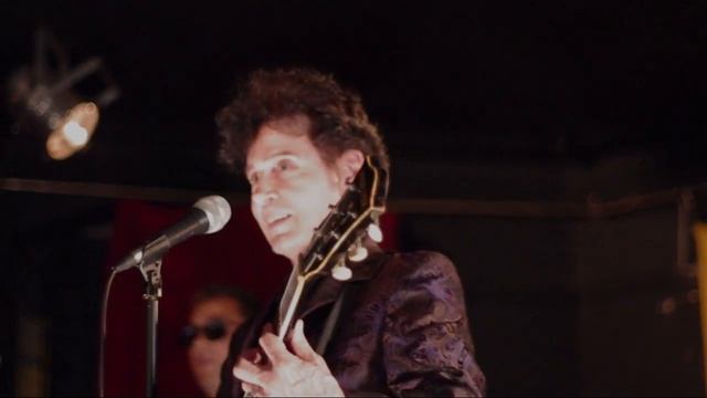 Tav Falco's Panther Burns - 'Bangkok' - Live at The Railway Hotel, Southend - 09.06.16 смотреть онлайн