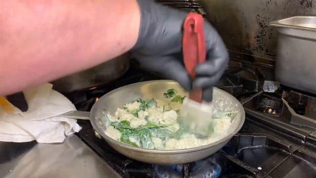 How to make a creamy spinach risotto смотреть онлайн