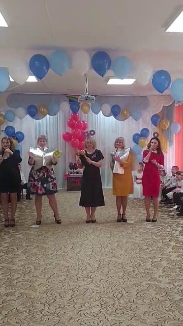 Андрей выпускной.Выступление родителей смотреть онлайн