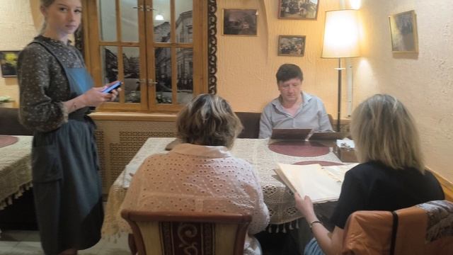 1000061464 Александров. В трактире.mp4