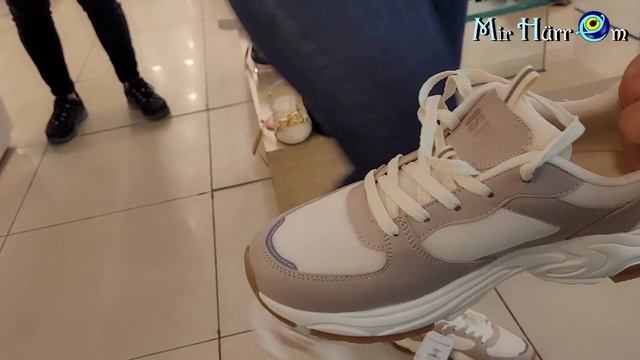 Дома с исторической ценностью 🏚️ Догнали кроссовки 👟 Кофе на огне ☕🔥 Измир Турция смотреть онлайн