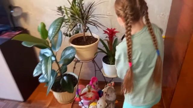 ЗАНИМАЮСЬ УБОРКОЙ В КВАРТИРЕ