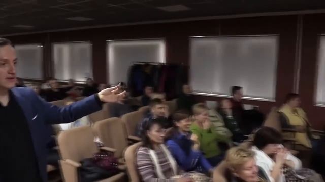 Иисус Царь! Глухие слышат!