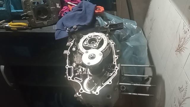 Como desmontar parte de cima e embreagem , motor da cg 150,. (detalhado) parte:1 смотреть онлайн