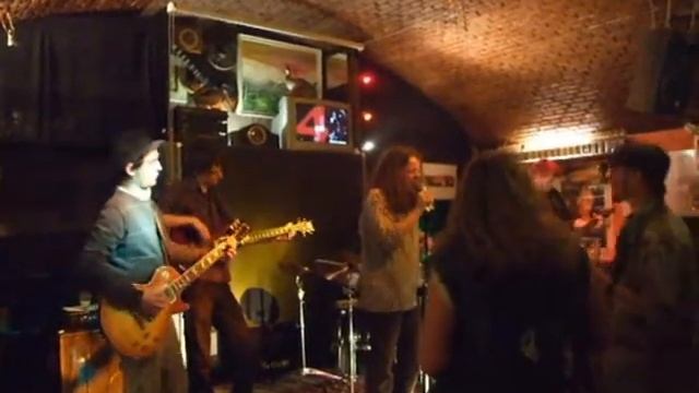 Hit the Note - Shook Me all Night Long (by AC/DC) смотреть онлайн