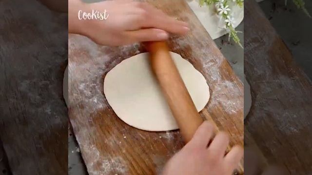 2 Ingredients Bagel: Easy And Quick To Prepare!