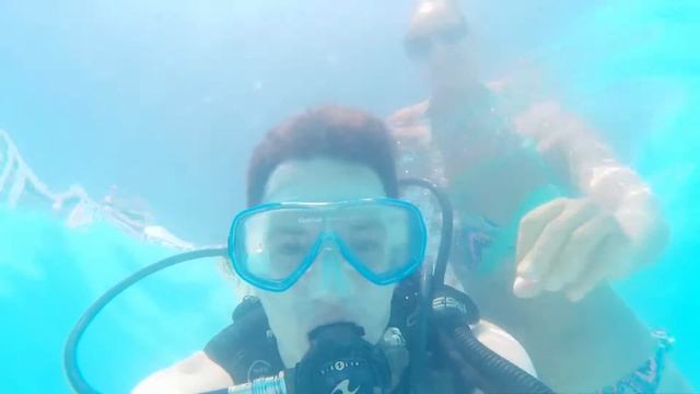 Scuba Diving hotel pool trial смотреть онлайн