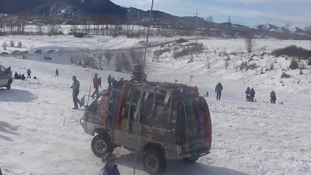 Делика клуб Алмата новый год вылазка в горы смотреть онлайн