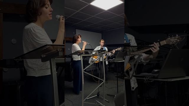 Церковь это Семья. Пасха. "На Престоле Один" смотреть онлайн