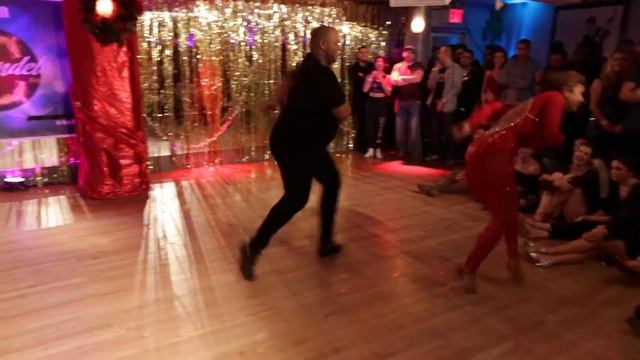 Alex Morel & Desiree Godsell Performing at Salsamania Saturdays смотреть онлайн