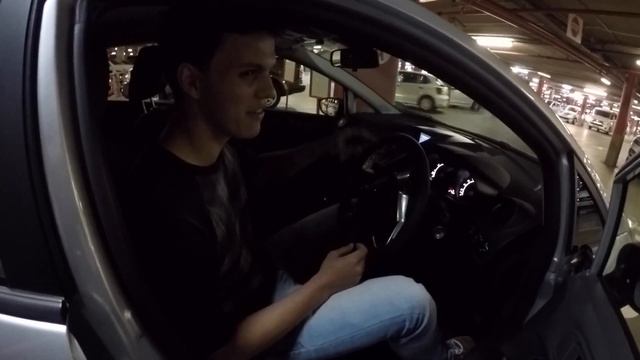 Why South Africa ? HALAL DEN AVION NO TA WEGA