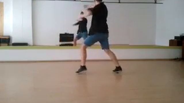 Zumba - My Songs Know What You Did In The Dark (Light Em Up) смотреть онлайн